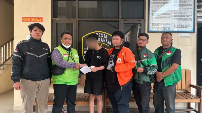 Perselisihan Driver Ojol dan Calon Penumpang di Palangka Raya Berakhir Damai
